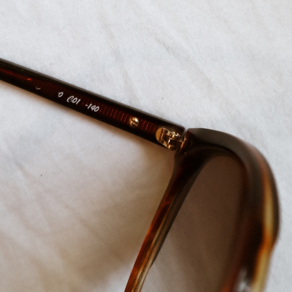 Chloé Round Sunglasses - Picture 4 of 6